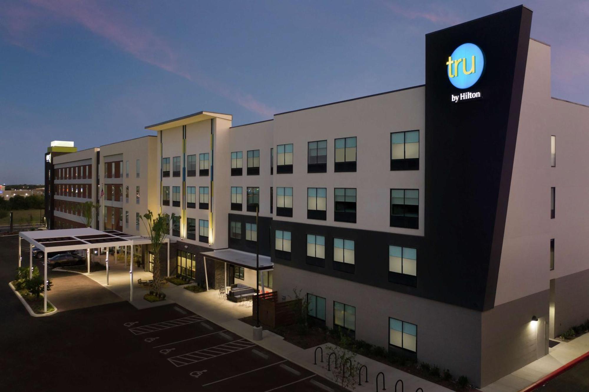 Tru By Hilton San Antonio Lackland Sea World Exterior foto